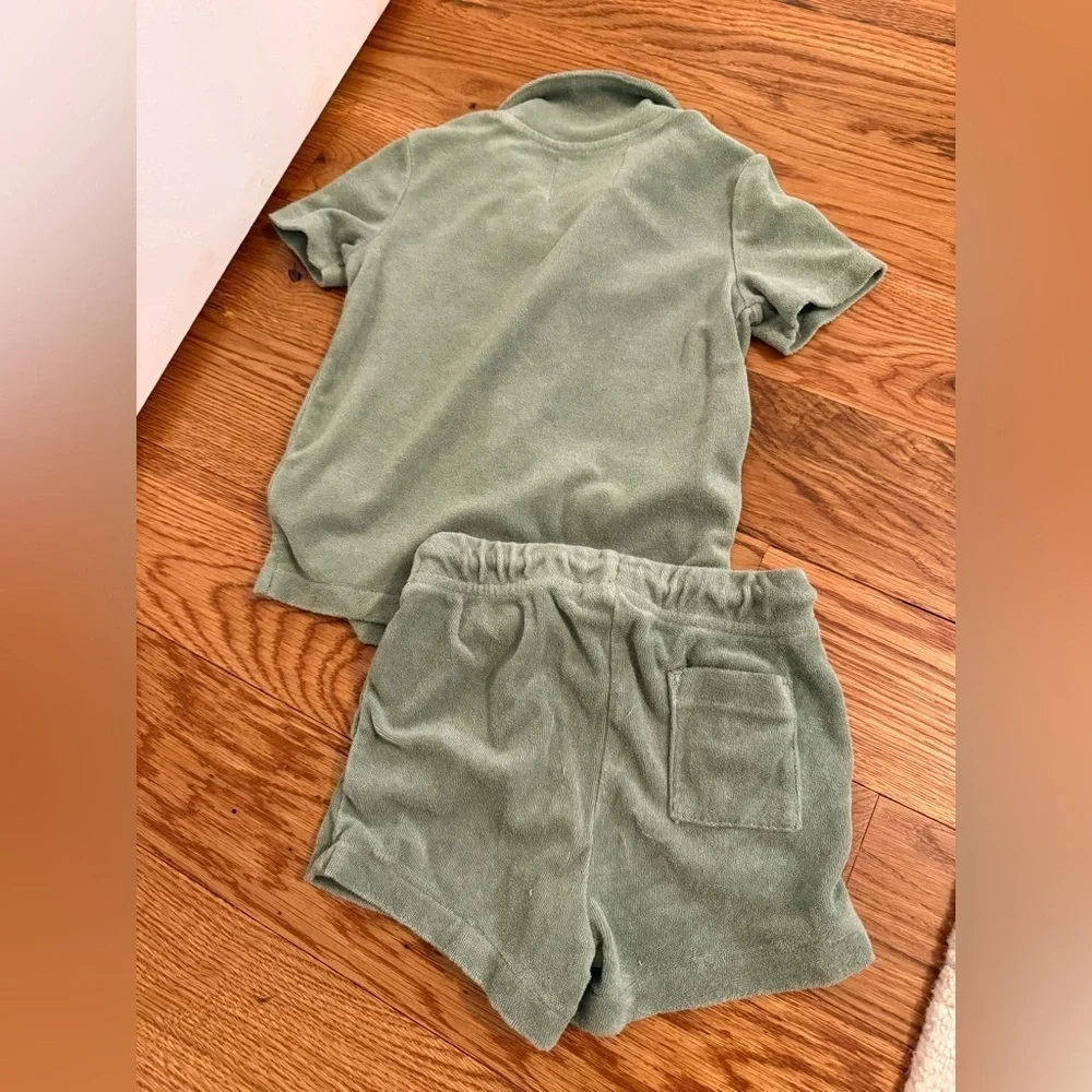 Short-Sleeve Loop-Terry Shirt and Shorts Set for Toddler Boys size 18-24 months